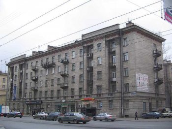 Сталинский дом – удобство жилья, или жилье под снос?